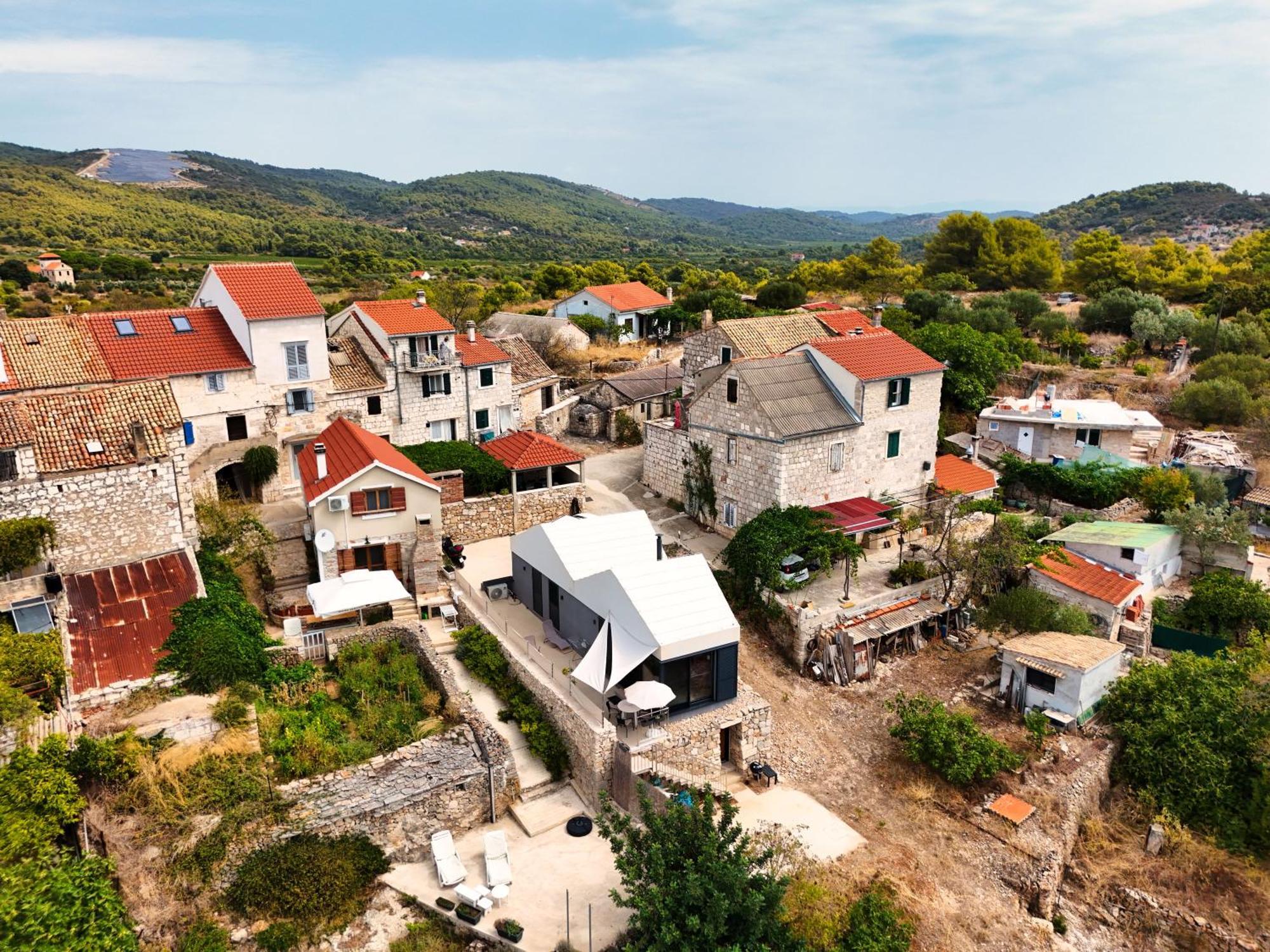 Rural House Pikola With Sea View On Vis Island Villa Komiza Exterior photo